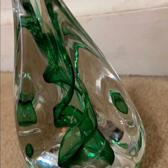 Green Glass Twisted Home Decor Piece - Picture 2 of 4